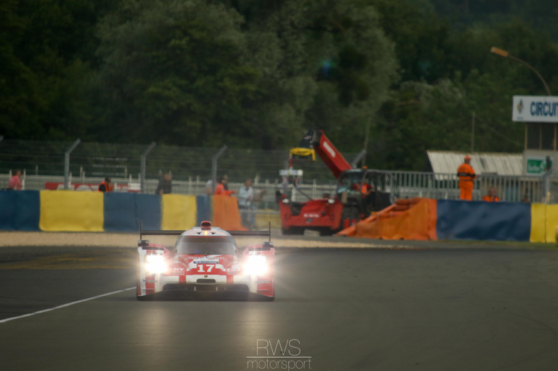 Illustration for article titled Le Mans 24hrs Photo Extravaganza